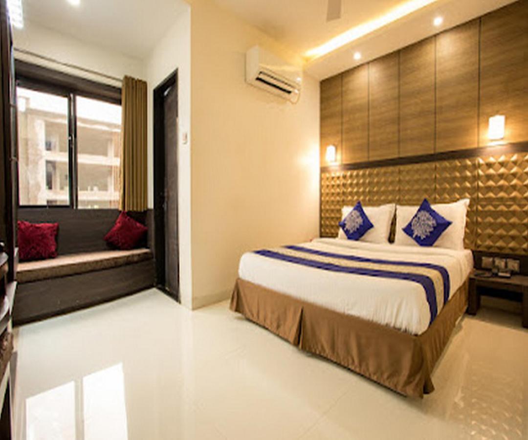 Cherrystay Kiran Inn Indore Eksteriør bilde