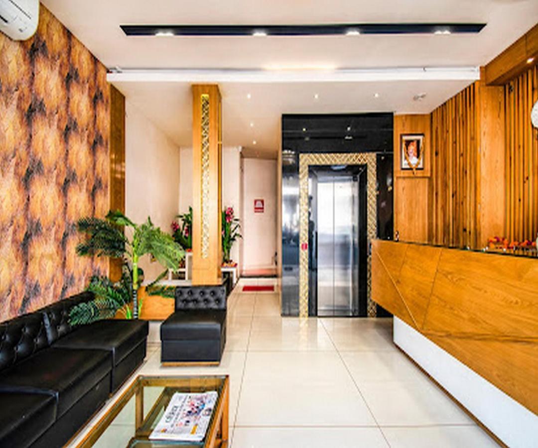 Cherrystay Kiran Inn Indore Eksteriør bilde