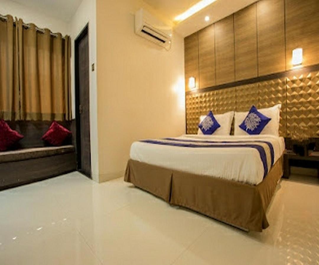 Cherrystay Kiran Inn Indore Eksteriør bilde