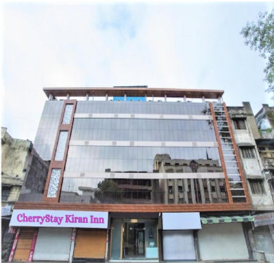 Cherrystay Kiran Inn Indore Eksteriør bilde